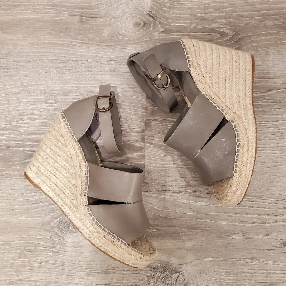 NWD Treasure & Bond Sannibel Platform Wedges